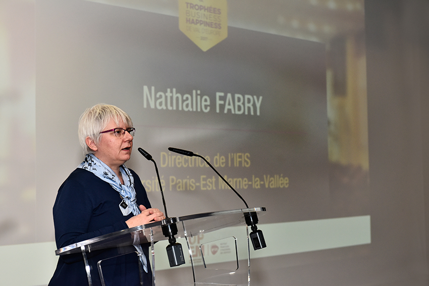 Nathalie Fabry aux Trophées Business Happiness de Val d'Europe