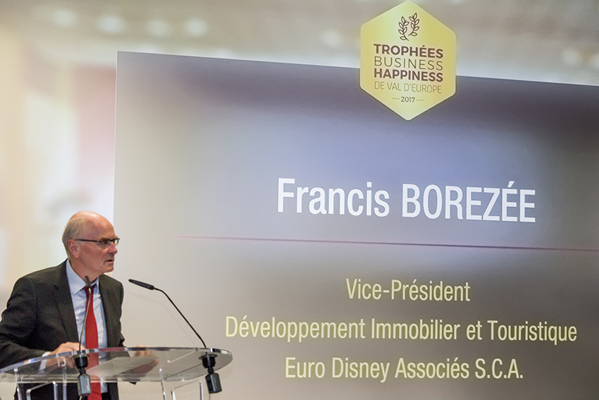 Francis Borezée aux Trophées Business Happiness de Val d'Europe
