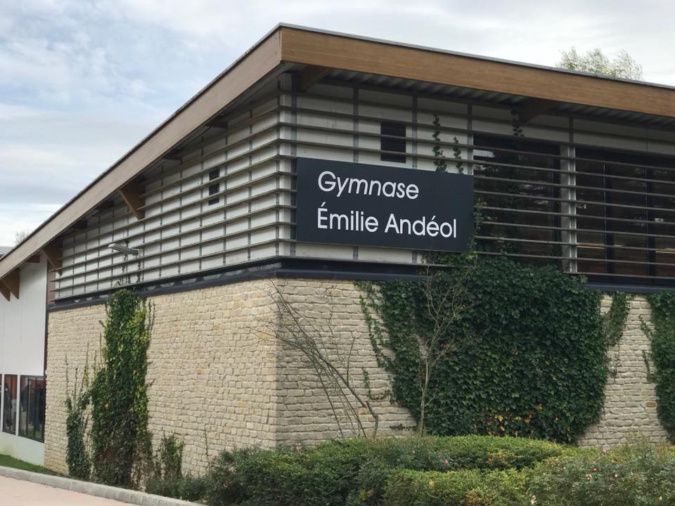 Inauguration du gymnase Émilie Andéol à Magny le Hongre