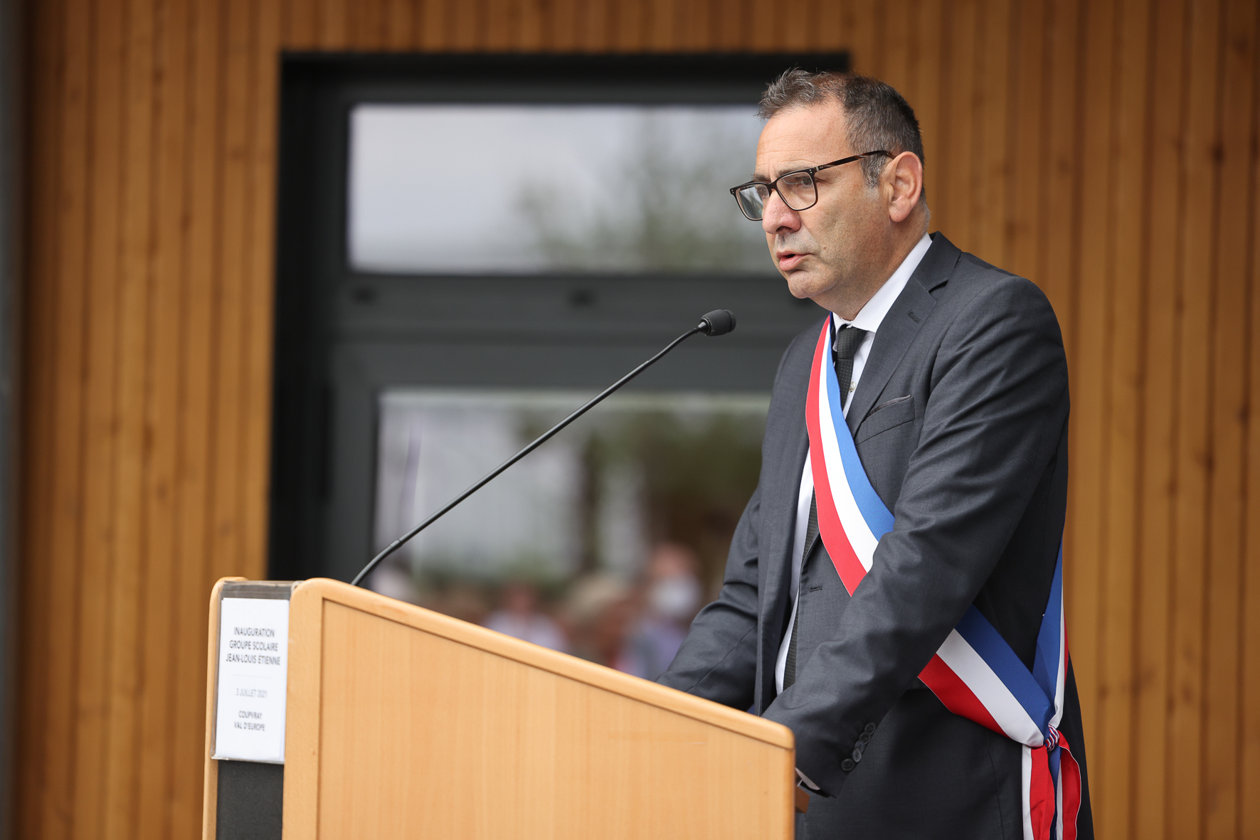 Cérémonie d'inauguration du groupe scolaire Jean-Louis Etienne à Coupvray