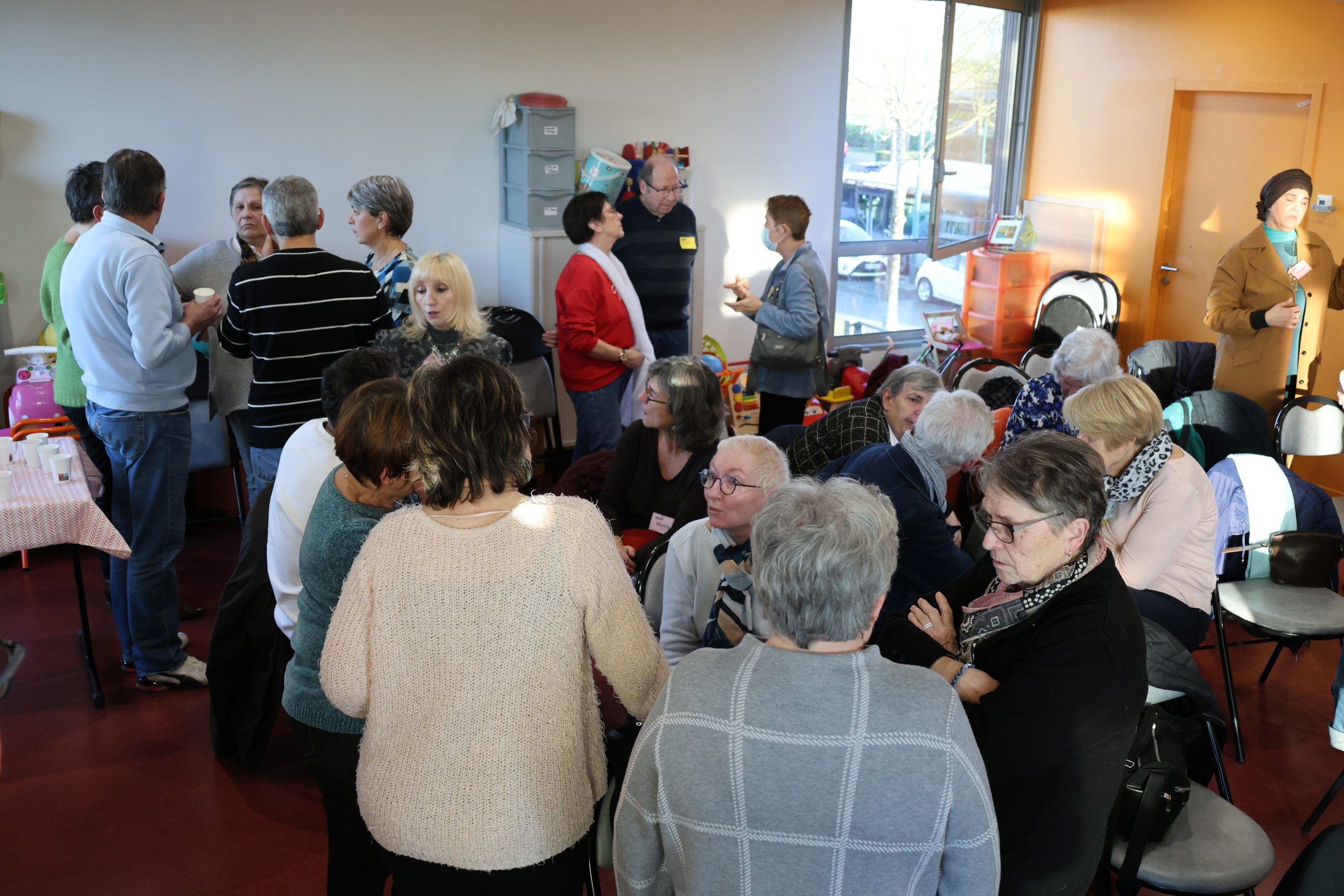 Moment de convivialité partagé avec les bénévoles de La Maison Valeuropéenne