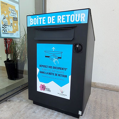 Des boites de retour installées devant toutes les médiathèques du Val d’Europe !