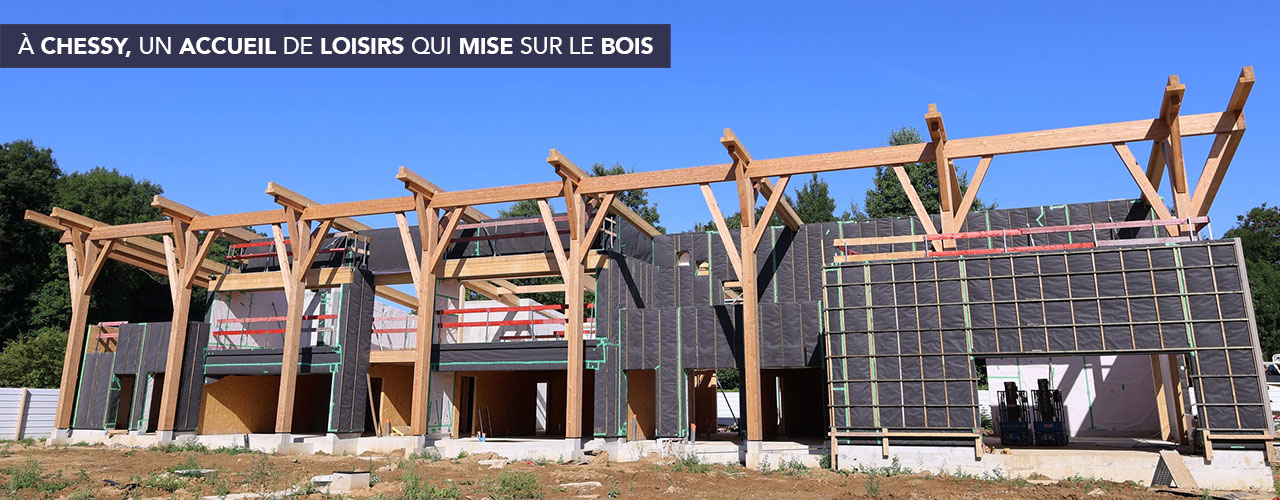 À Chessy, un accueil de loisirs qui mise sur le bois